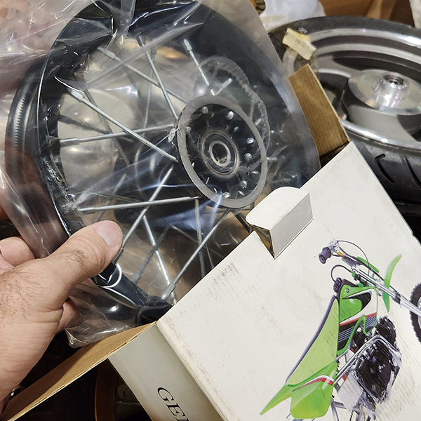 FYM Motorcycles Wheels and Tires Parts Pallet