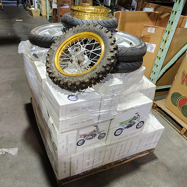 FYM Motorcycles Wheels and Tires Parts Pallet