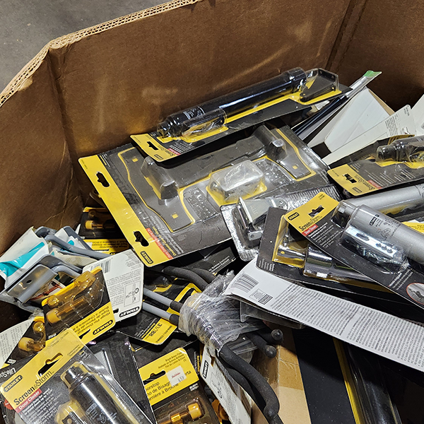 Hardware 02 Pallet