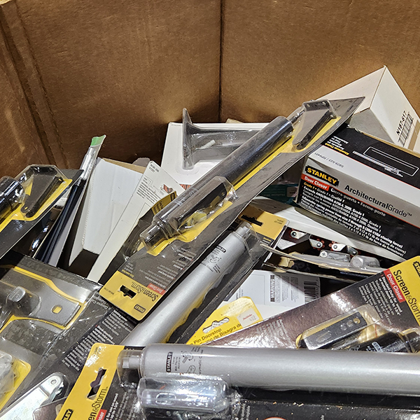 Hardware 02 Pallet