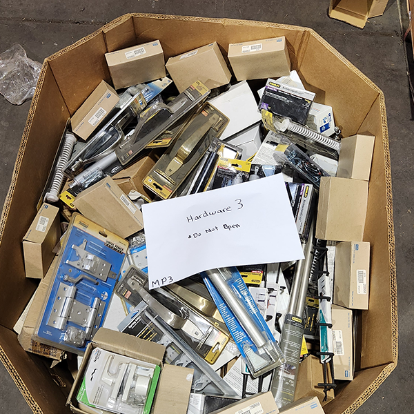 Hardware 03 Pallet