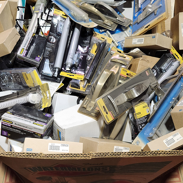 Hardware 03 Pallet