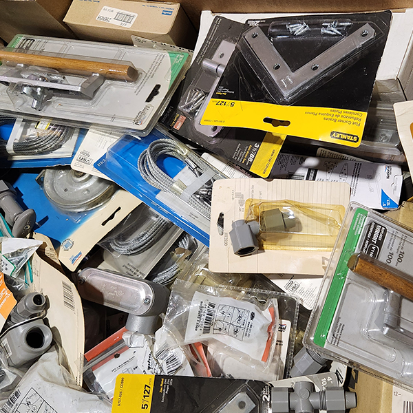 Hardware 04 Pallet
