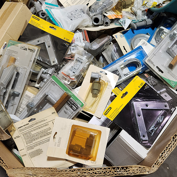 Hardware 04 Pallet