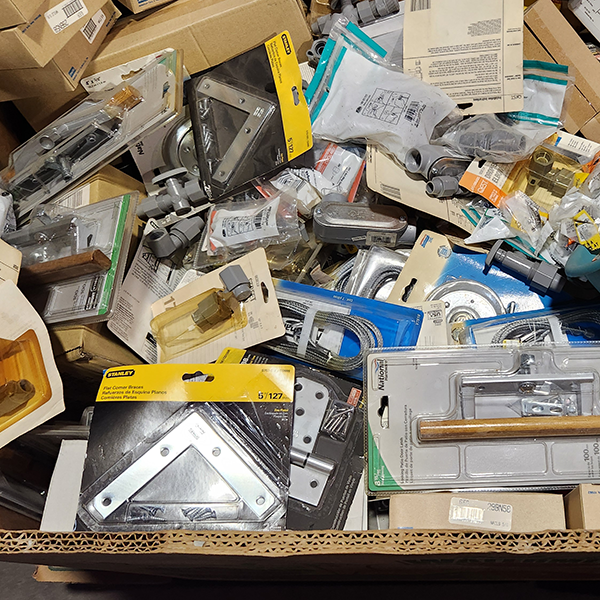 Hardware 04 Pallet