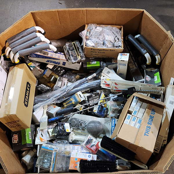 Hardware 06 Pallet