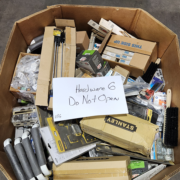 Hardware 06 Pallet