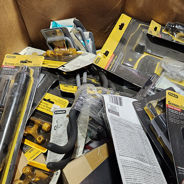 Hardware 02 Pallet