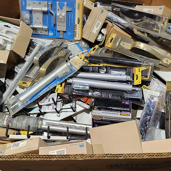 Hardware 03 Pallet