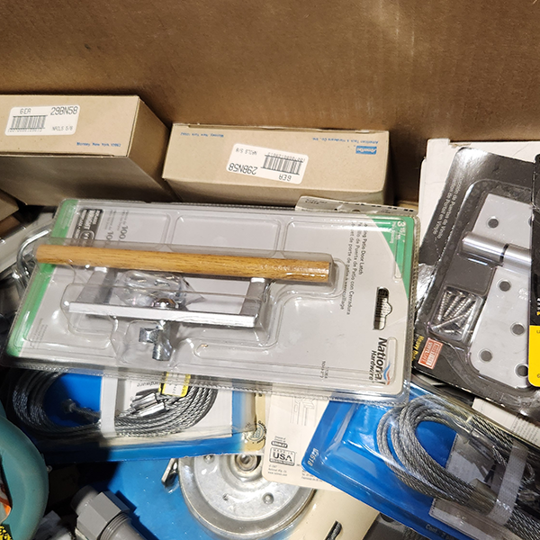 Hardware 04 Pallet
