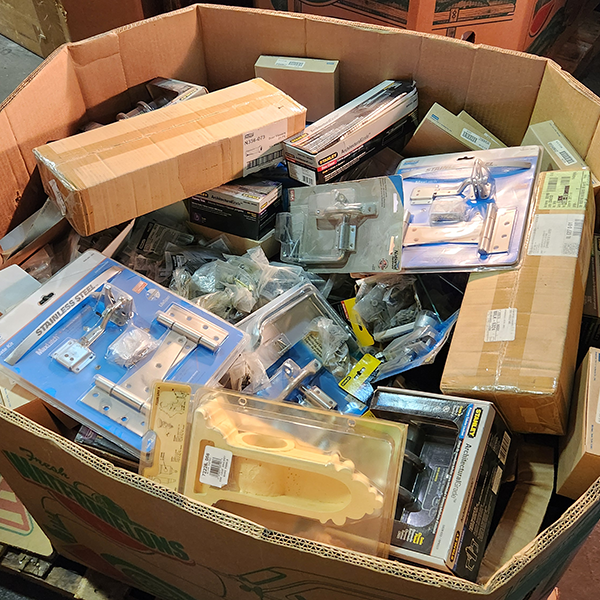 Hardware 05 Pallet
