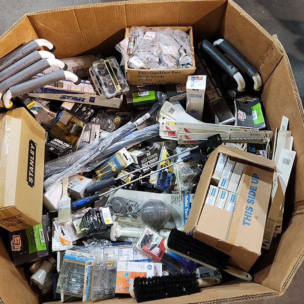 Hardware 06 Pallet