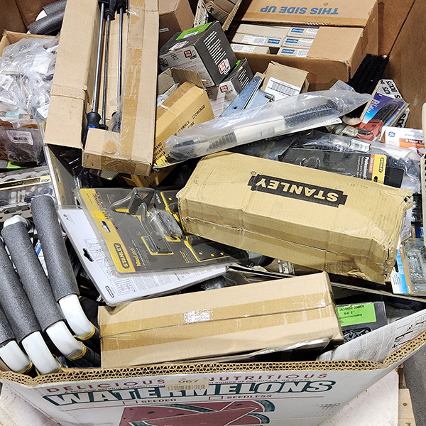 Hardware 06 Pallet