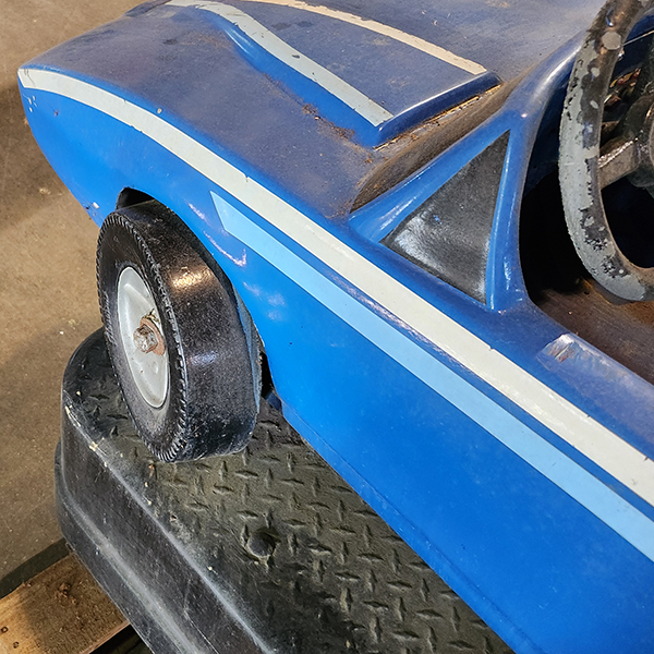 Long Blue Racer Kiddie Ride
